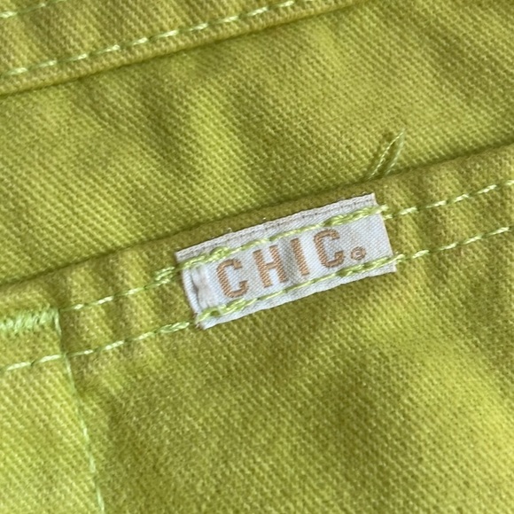 Lemon-Lime Vintage Shorts! 🍋 - Picture 4 of 7